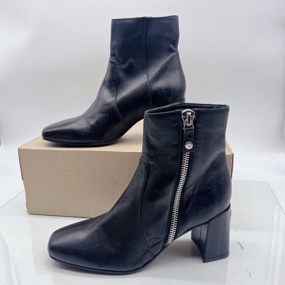 Aquatalia Delfina Women’s Ankle Boots Heel Booties Black Leather Side Zip US 8 - Picture 2 of 12